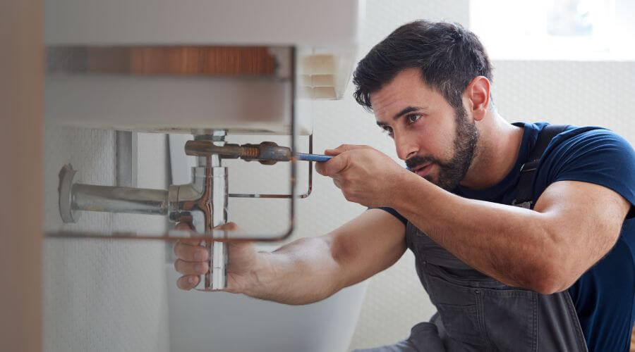 Professional sink repair services in Trenton, OH